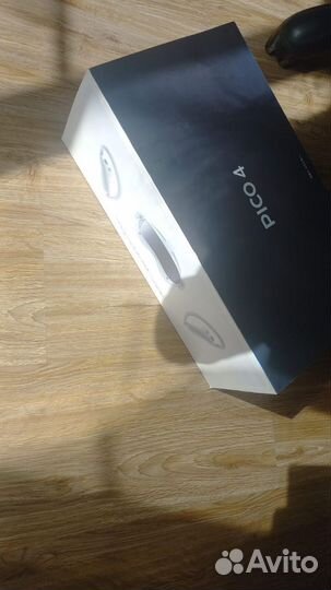 Шлем VR Pico 4 Global