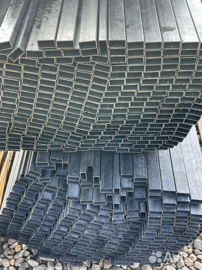 Уголок металлический