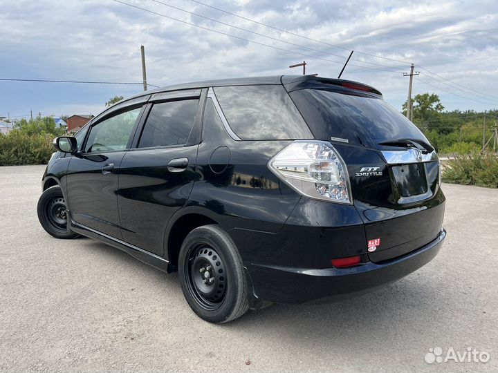 Honda Fit Shuttle 1.3 CVT, 2012, 111 200 км