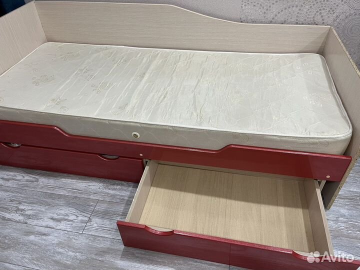 Детская кровать