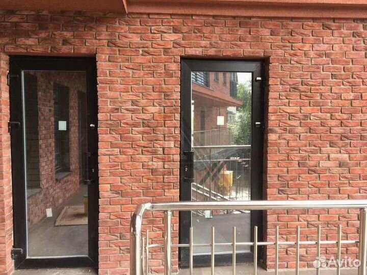 Алюминиевые двери