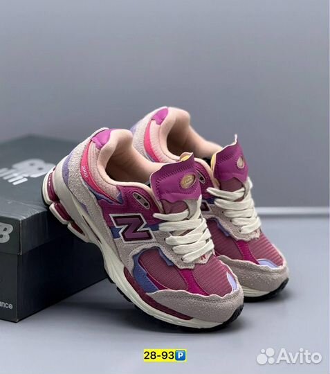 Кроссовки New Balance 2002R (Арт.31692)