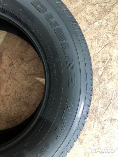 Bridgestone Dueler H/T 687 225/70 R16