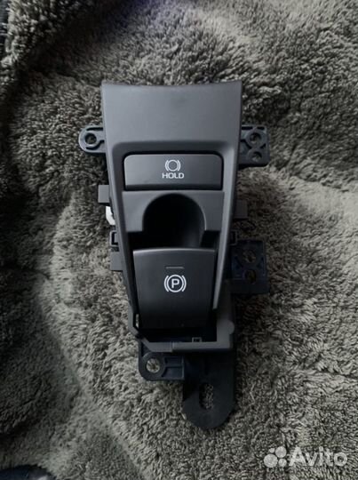 Блок кнопок электро ручника Toyota Camry XV