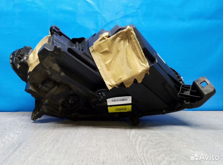 Фара левая Mercedes M GLE class W166 2011