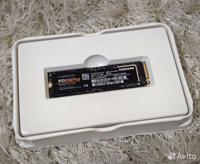 SSD M.2 Samsung 970 EVO Plus 2TB (Здоровье 100%)