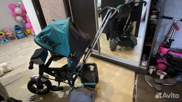 Трехколесный велосипед