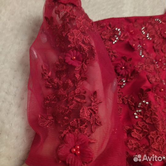 Нарядное платье для девочки