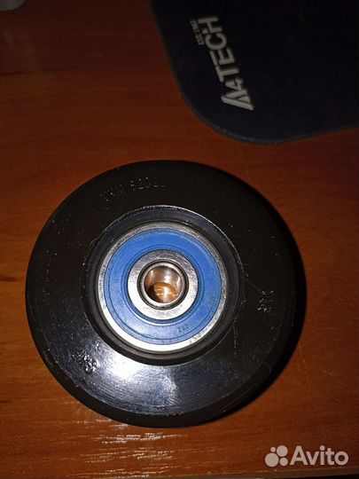 Ролик натяжителя приводного ремня