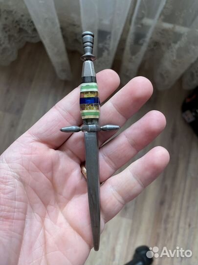 Шариковая ручка