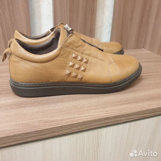 Полуботинки Barcelo Biagi 38 разм