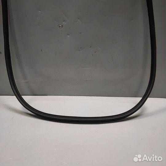Уплотнитель задней левой двери Mazda 6 GJ