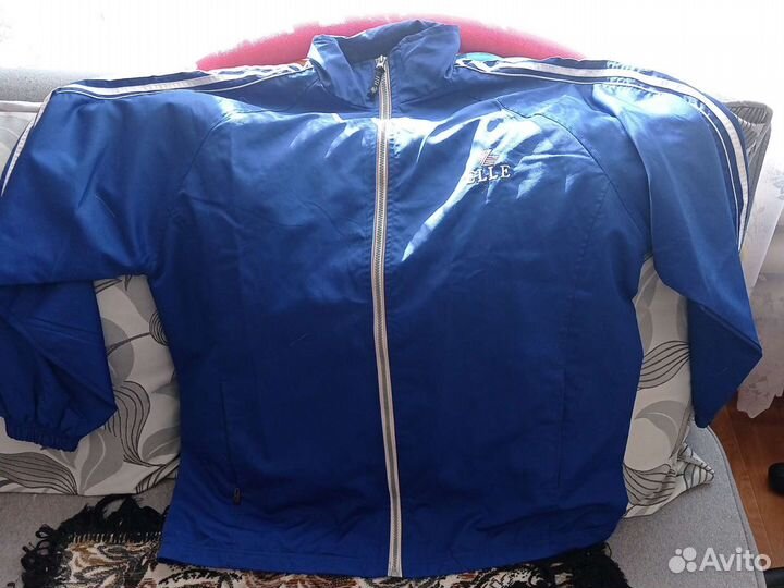 Спортивный костюм