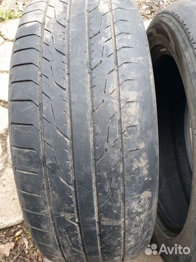 Toyo DRB 215/55 R17 94V