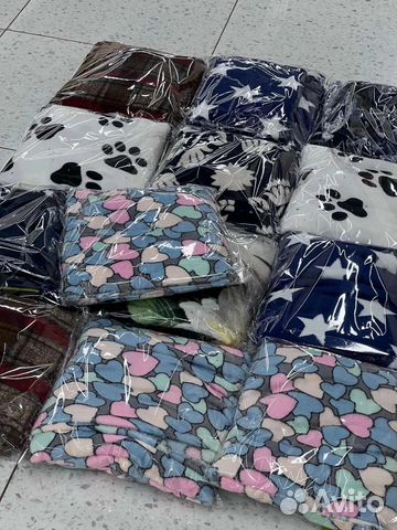 Пледы и покрывало новое