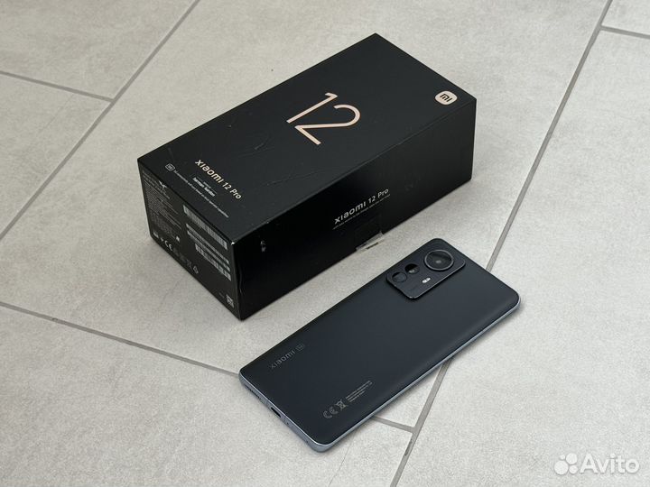 Xiaomi 12 Pro, 8/256 ГБ
