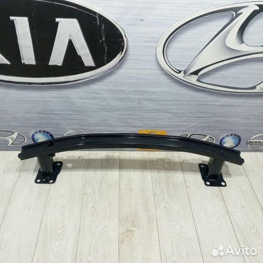 Усилитель перед бампера Renault megane 3