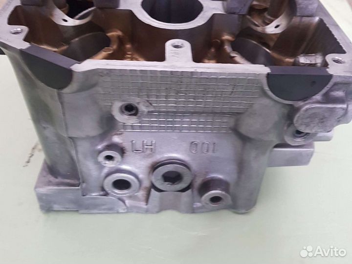 Головка блока цилиндров Subaru ej204 левая