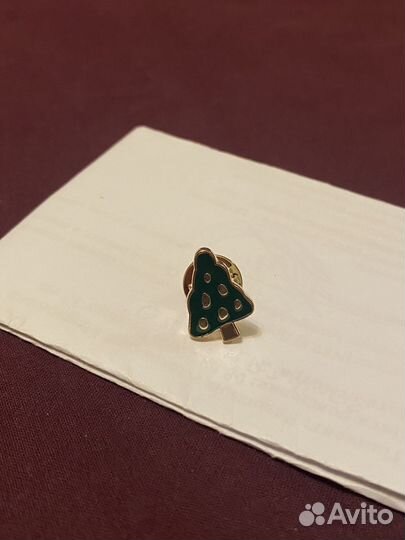 Брошь металлическая