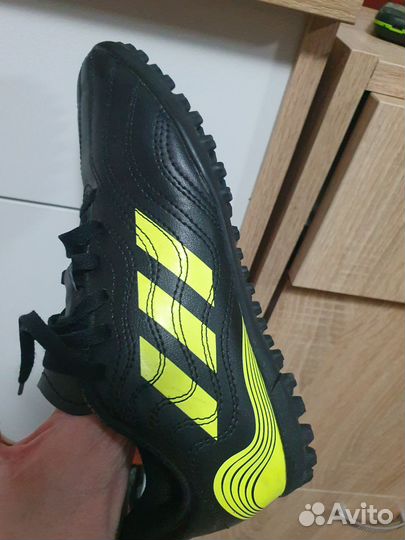 Футзалки adidas