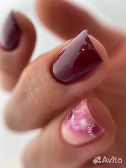 Маникюр и педикюр