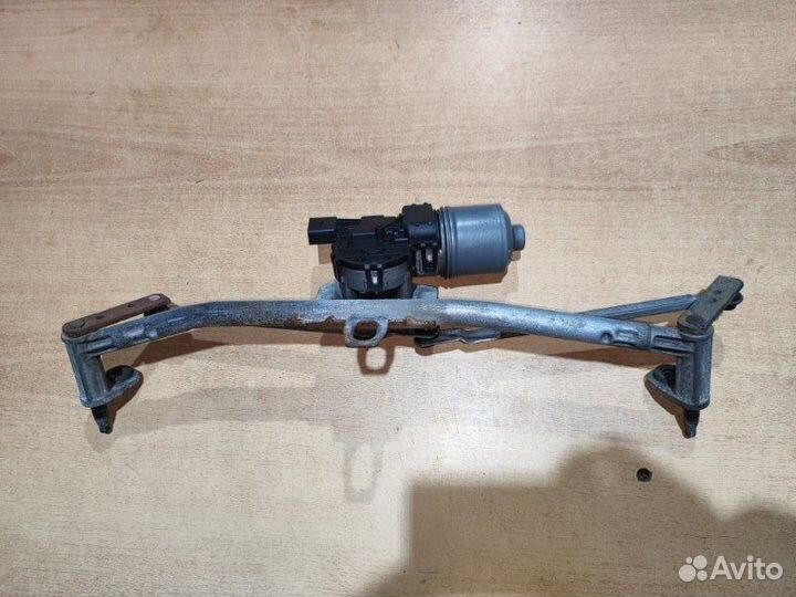 Трапеция стеклоочистителей Volkswagen Golf 4