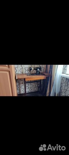 Ножная швейная машинка СССР ножная