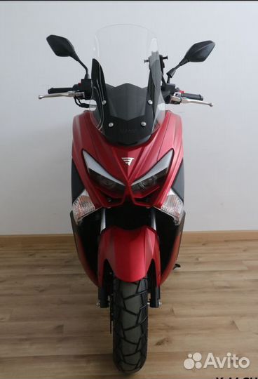 Скутер Vento MAX RS-150cc (replica Yamaha tmax)red