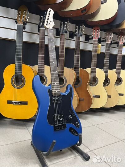 Электрогитара Новая