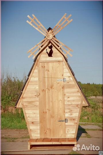 Дачный туалет деревянный SKU002
