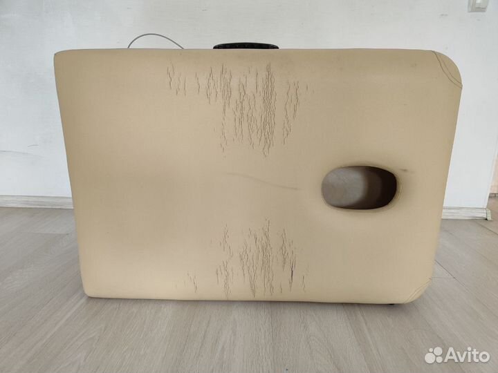 Массажный стол складной с вырезом б/у