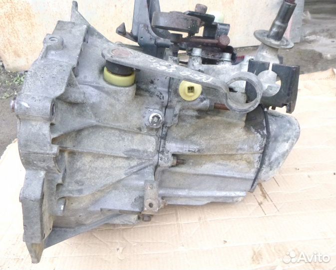 Пежо 806 2.0 бензин механическая кпп