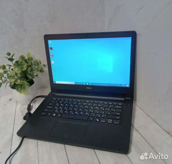 Dell i5/8gb/256gb