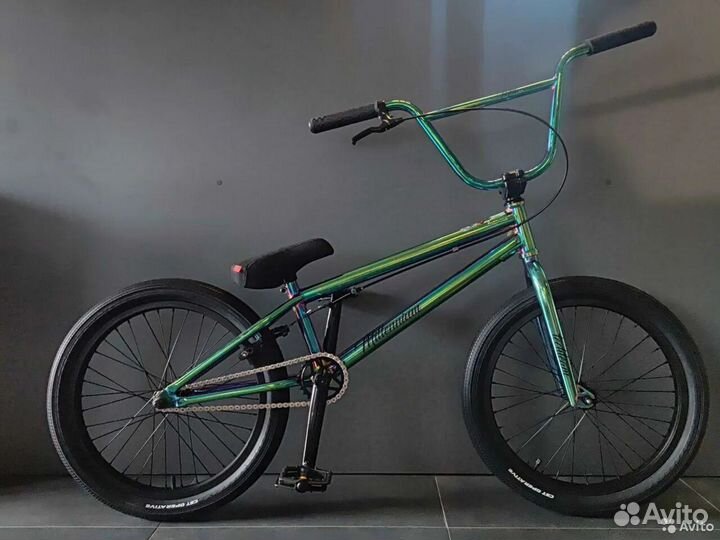 Трюковой велосипед BMX