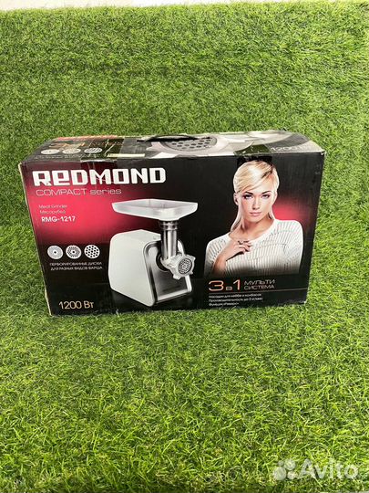 Мясорубка Redmond RMG-1217