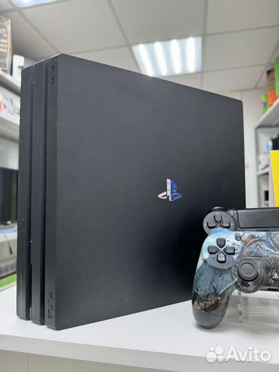 Sony playstation 4 pro + 2 джойстика + игры