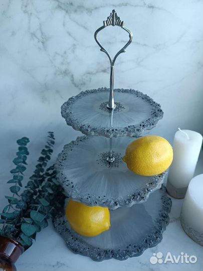 Этажерка для фруктов и конфет