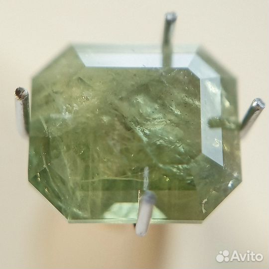Зеленый Корунд Сапфир 3,30 ct. (Арт. 479)