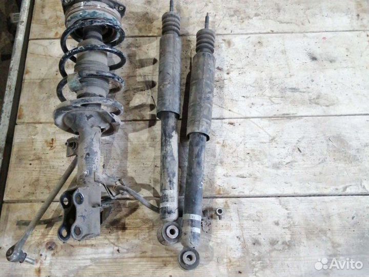 Стойка задняя Nissan Tiida C11