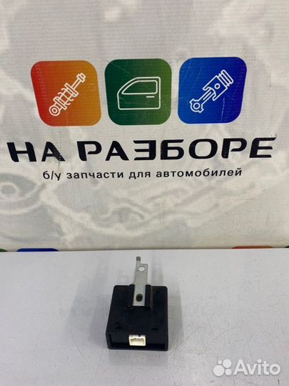 Блок управления зеркалами Chevrolet Captiva C100