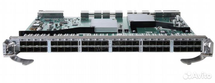 Блейд-коммутатор HPE SN8000B