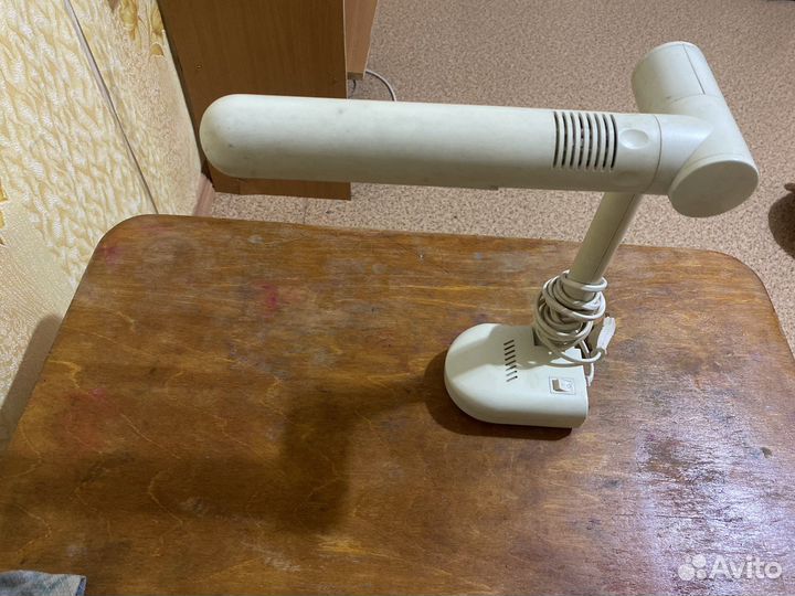 Светильник для маникюра