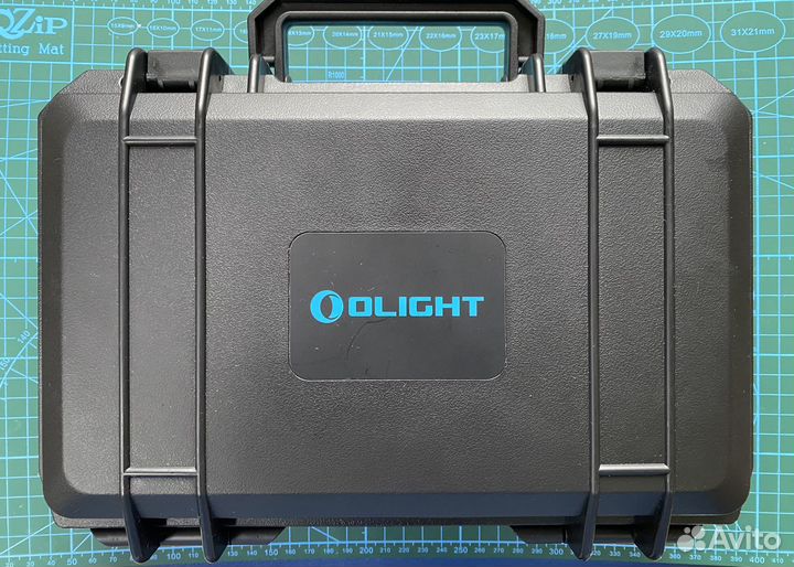 Фонарь Olight javelot PRO