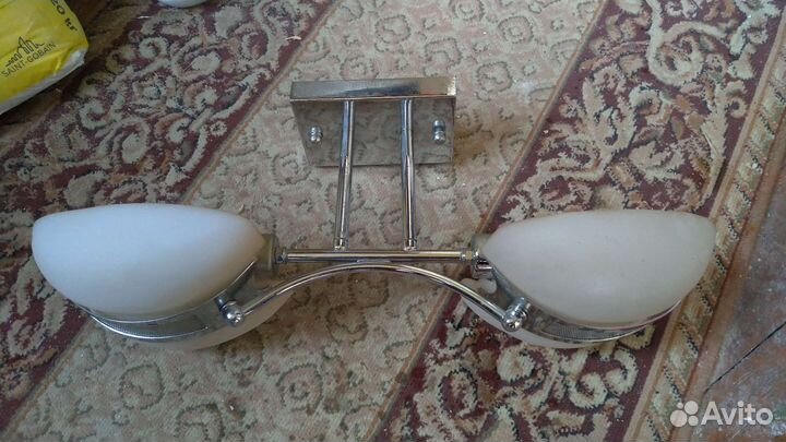 Люстра на 2 лампочки