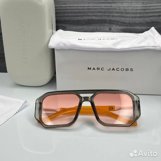 Солнцезащитные очки marc jacobs