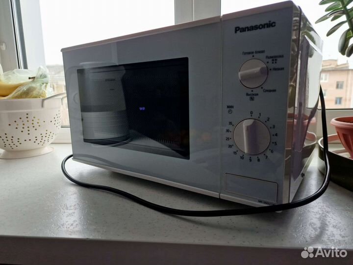 Микроволновая печь Panasonic б/у