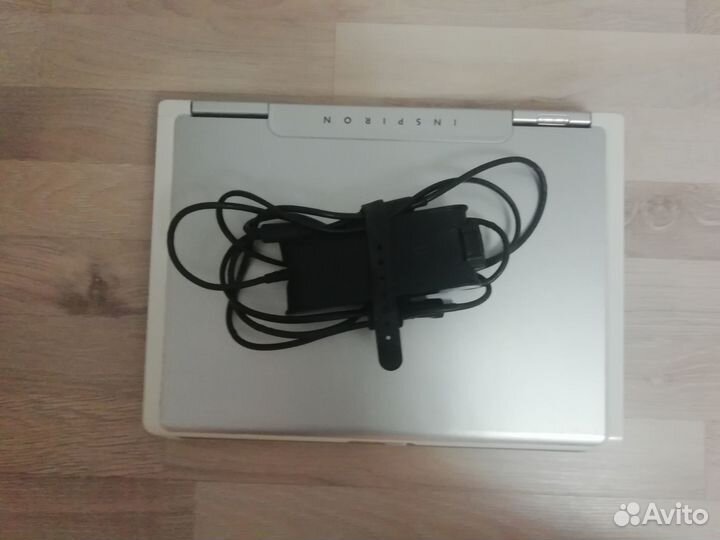 Ноутбук dell inspiron 1501