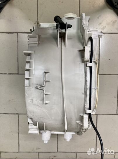 Бак стиральной машины Hotpoint-Ariston