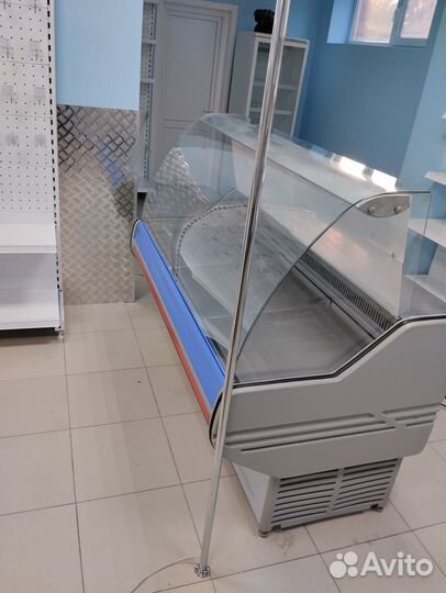 Холодильная витрина бу