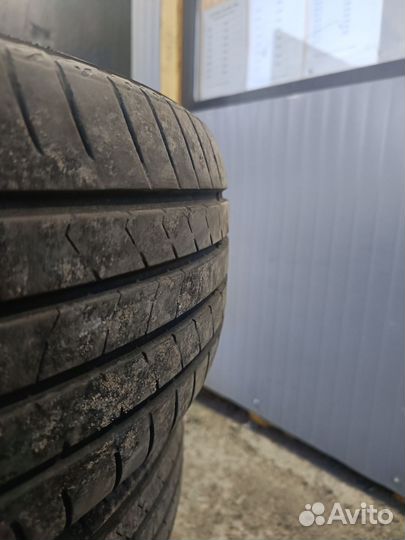 Kumho Ecsta HS51 205/65 R16 95H